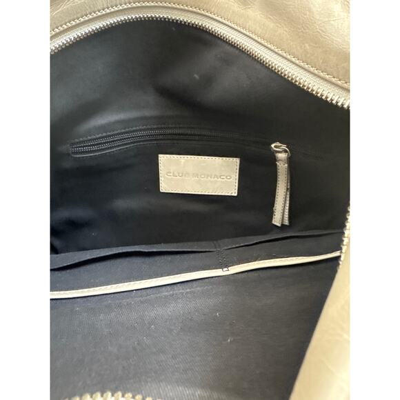 Club Monaco Large Fold Over Soft Leather Grey Magnetic Clutch Purse Minimalist - Picture 3 of 3